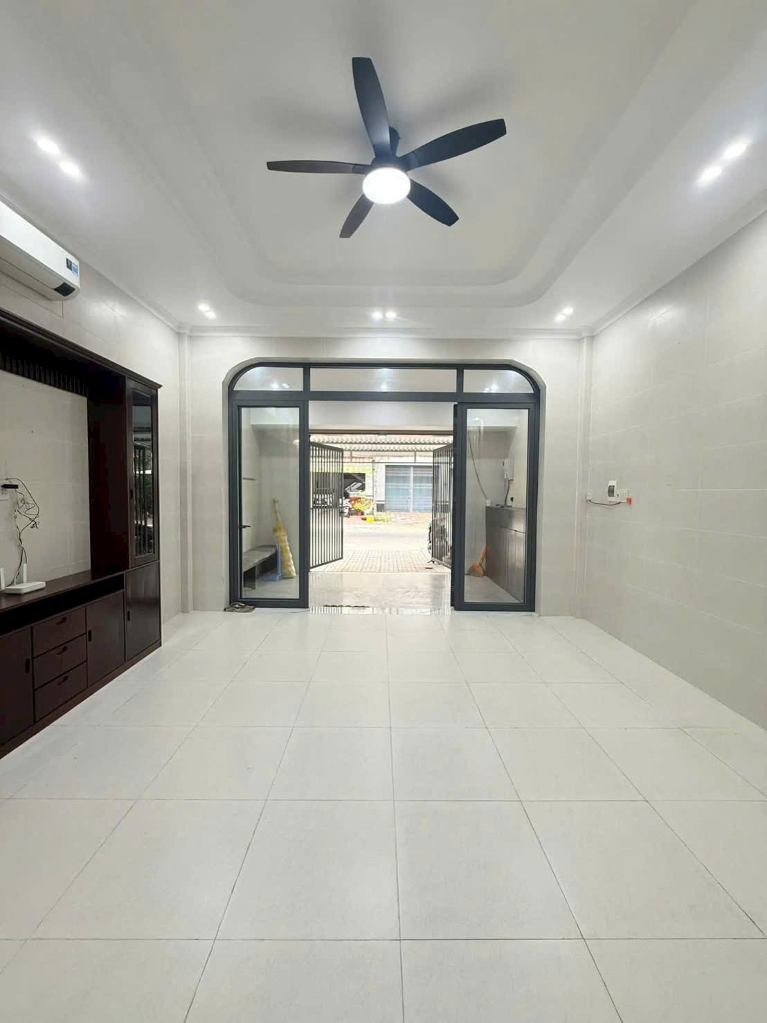 Bán nhà mặt tiền đường xuân hồng cần thơ