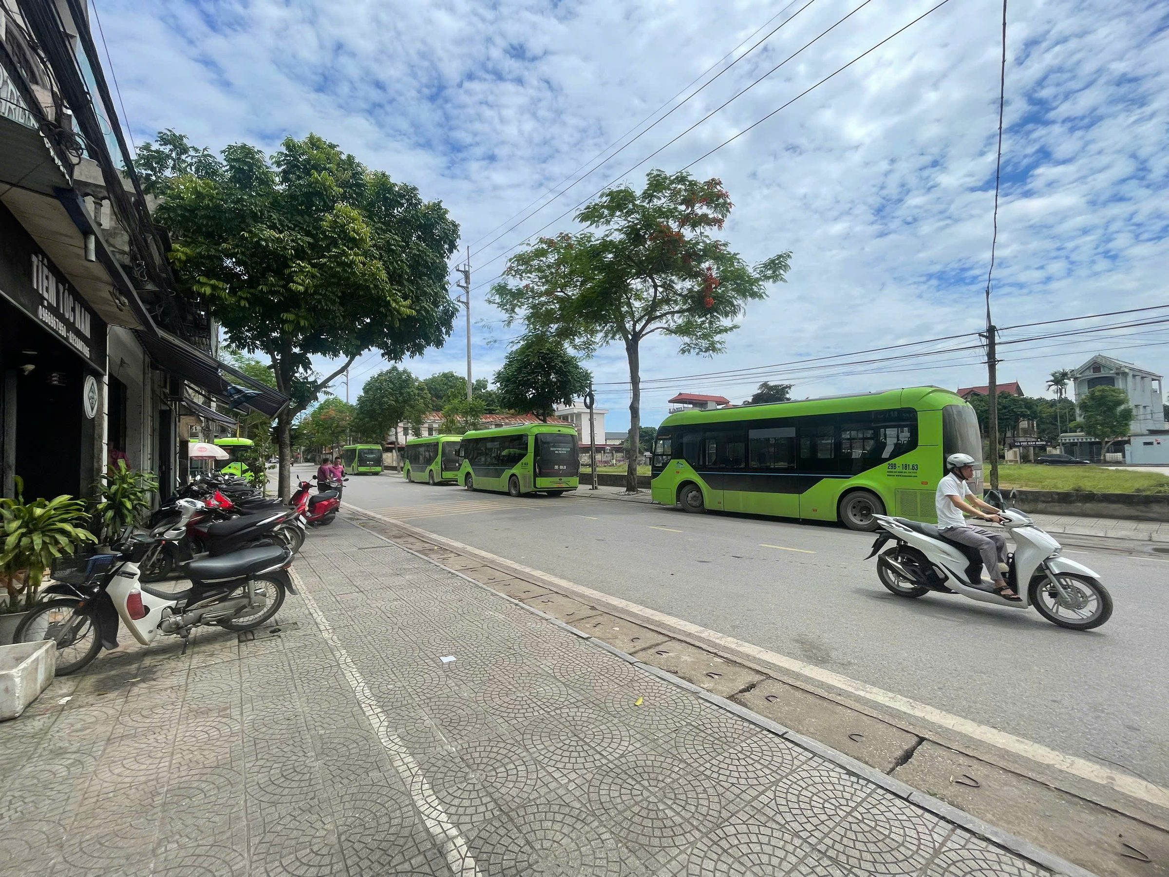 Nhỉnh 1 tỷ sở hữu đất trung tâm phường - TP Hà Nội xây nhà trọ, CCMN đầu tư lãi vốn 0971125995