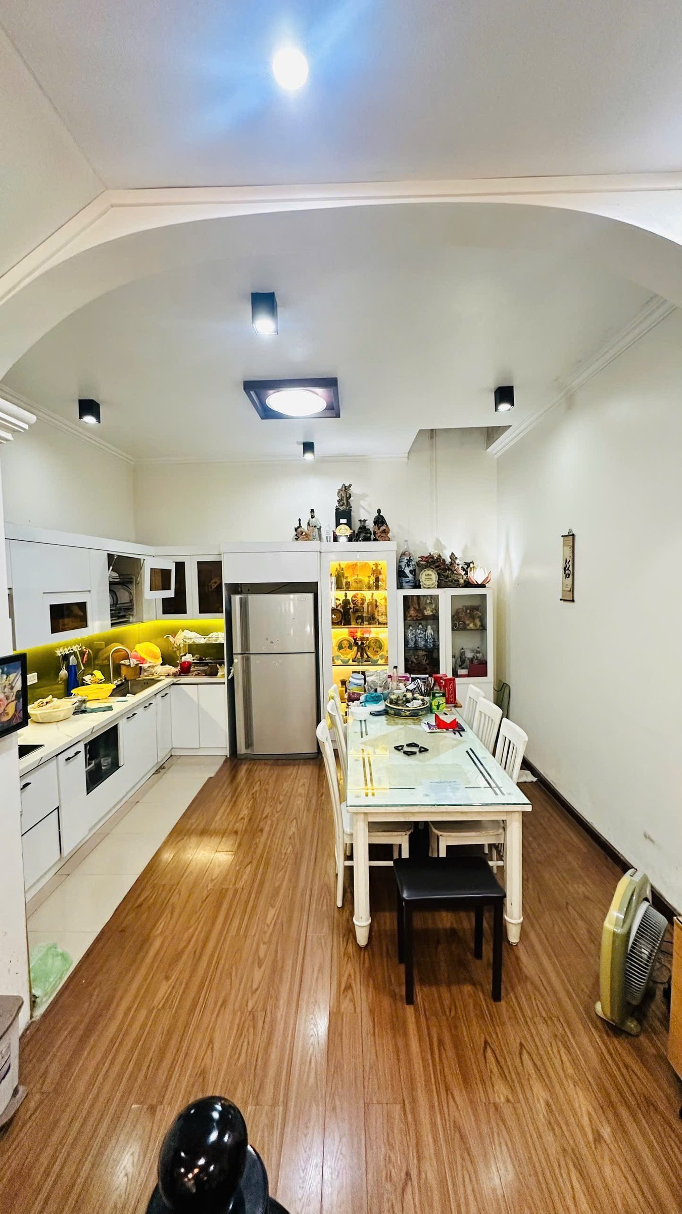 Nhà 5 tầng mặt ngõ 28 xuân la ô tô vf3 đỗ cửa vài bước ra hồ tây ngõ thông lạc long quân