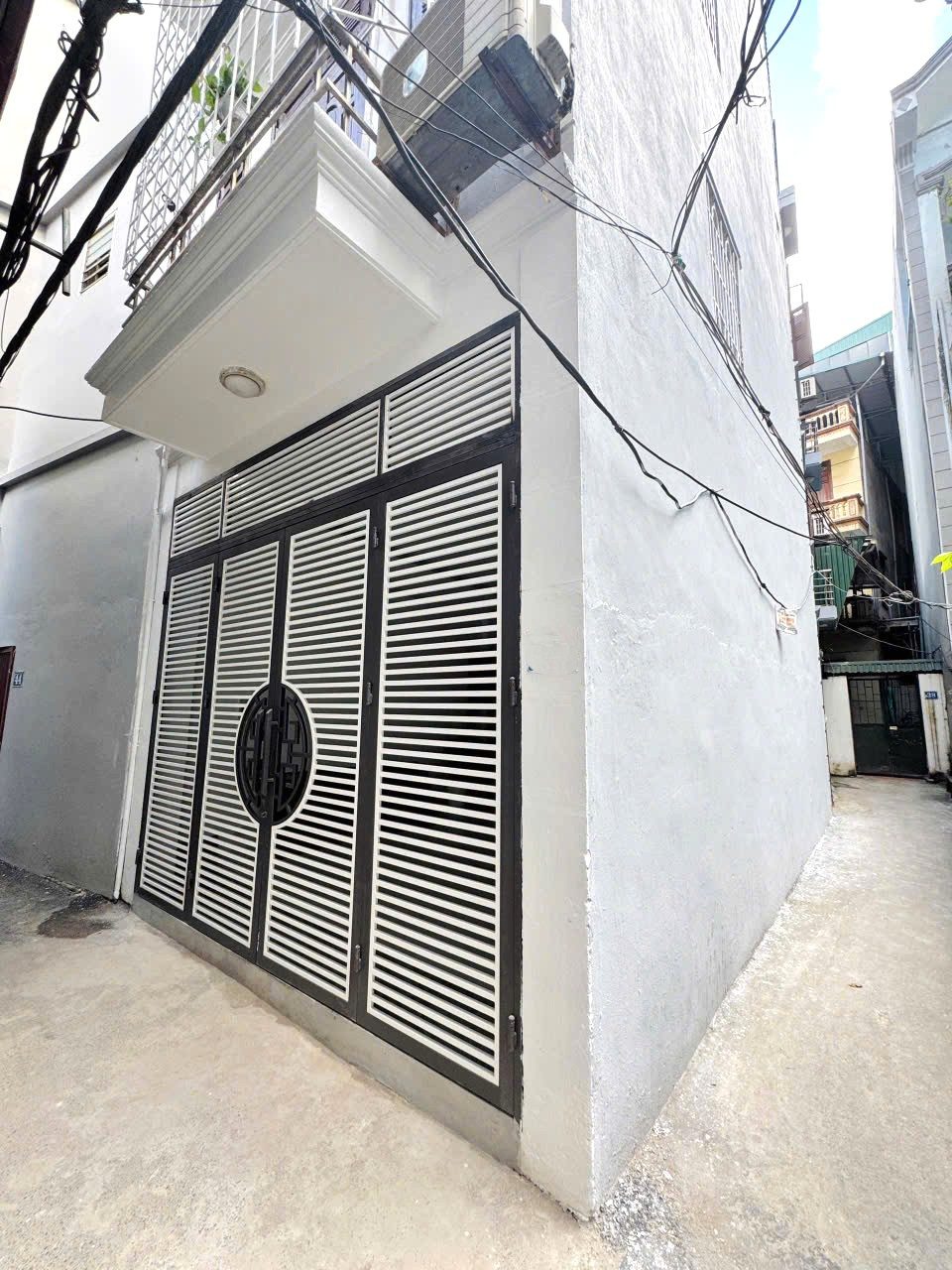 Cho thuê nhà ngõ 63 TRẦN QUỐC VƯỢNG, Xuân Thuỷ. 15 triệu/ tháng. Cho thuê: Hộ gia đình, KD Onl, nhóm tối đa 6 người.