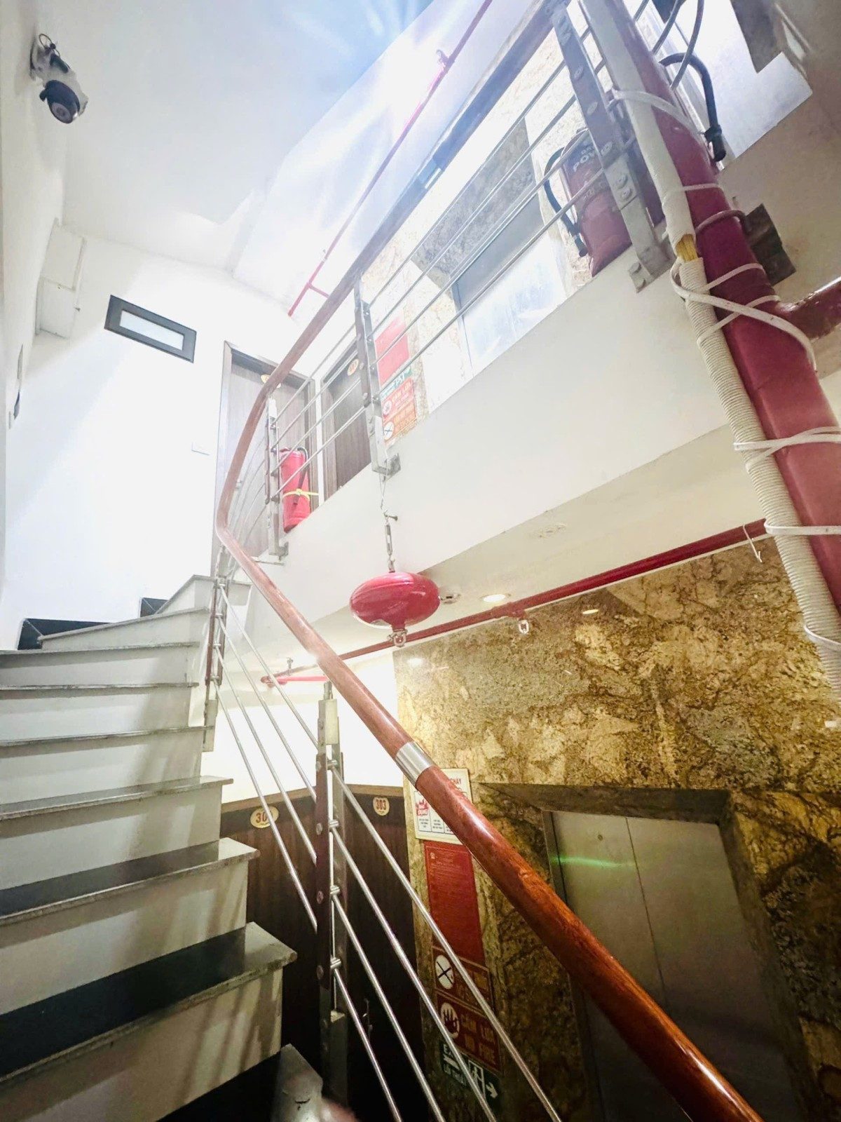 Bán nhà Mặt phố Yên Bình - Văn Quán 77m² full thổ cư ngang 4.7m giá 29.5 tỷ tại Đường Yên Bình Phường Hà Đông (MUA/BÁN BĐS nhắn tin Zalo 0862299066)