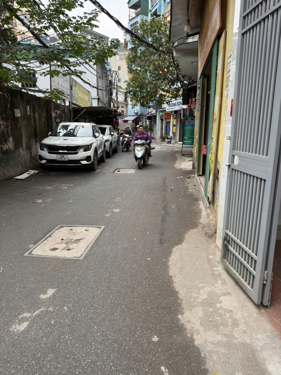 Cho Thuê Nhà 45M² 3 Tầng 5 Ngủ - Đường Yên Hòa - Cầu Giấy/ Giá Thuê 20tr/ tháng