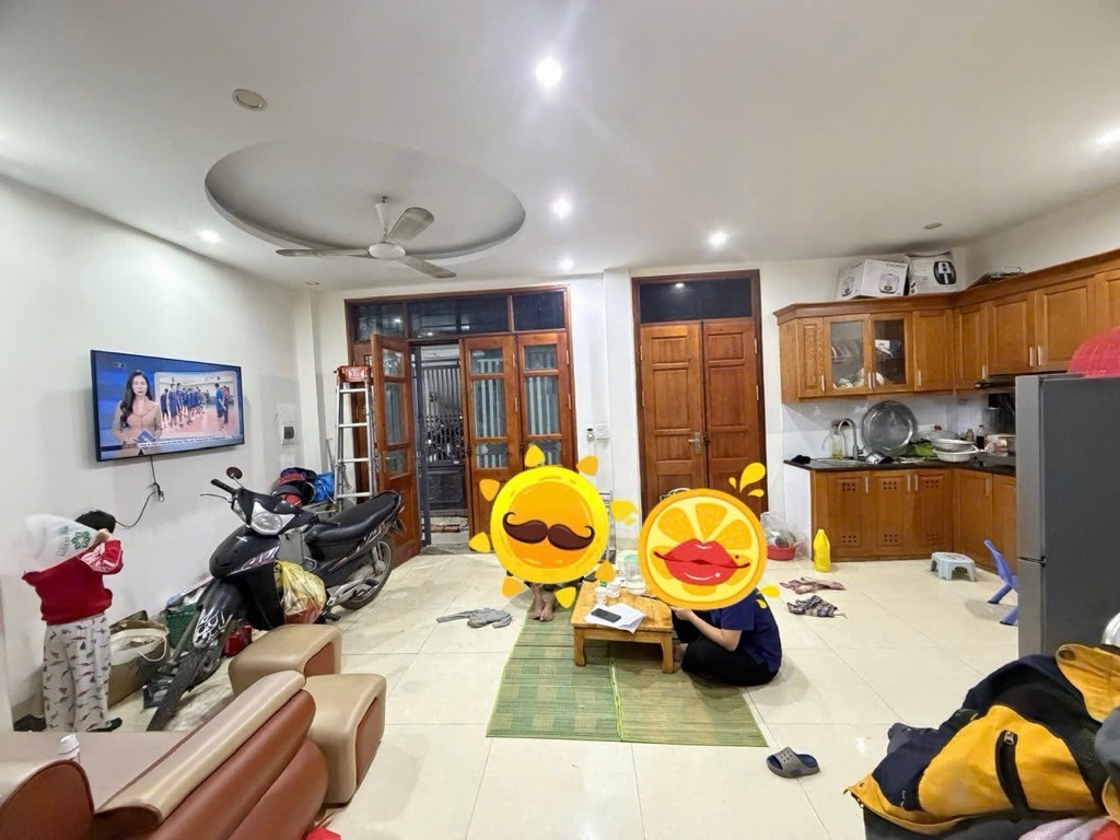 Bán nhà đất Yên Xá - Tân Triều. Trung tâm kinh doanh sầm uất, sinh viên đổ về. 37m2 - nhỉnh 7 tỷ.