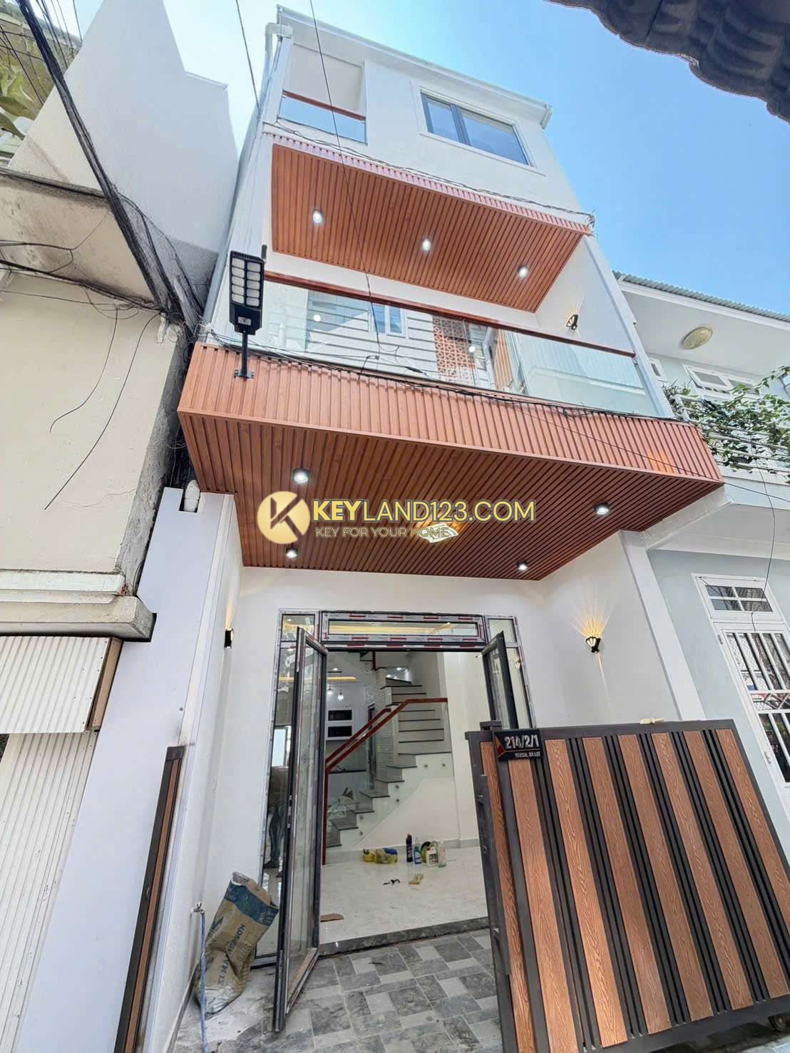 Bán Nhà Tại Đà Lạt - Đường Yersin 5 Tỷ 800 Triệu Sổ Riêng Xây Dựng