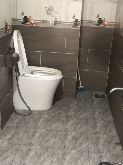 + LÔ GÓC, VỊ TRÍ CỰC ĐỈNH -  làm SPA! Khoảng 150 triệu/ tháng.