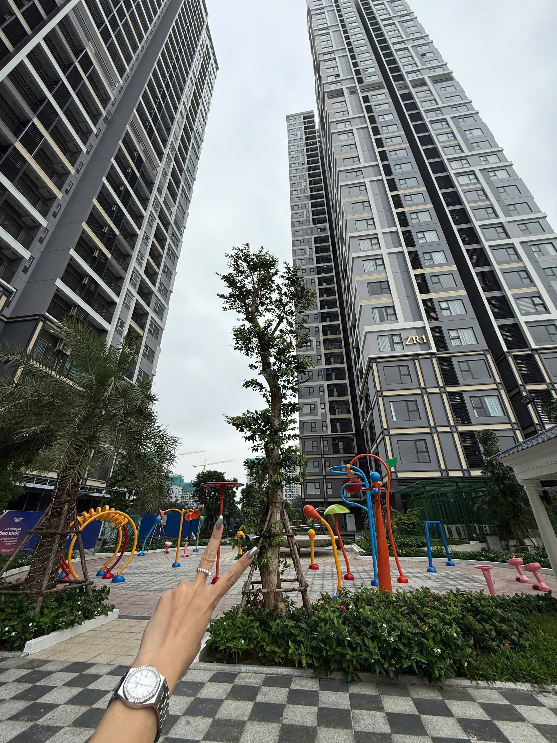 CHO THUÊ CĂN CHÂN ĐẾ – Vinhomes Ocean Park PHÂN KHU THE ZURICK Miễn qc