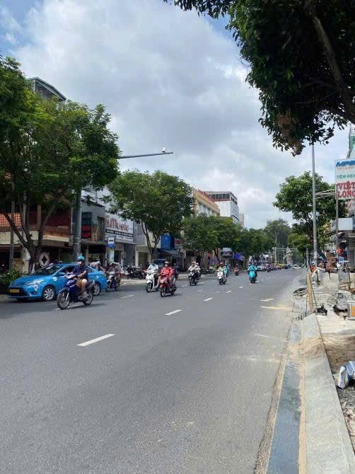 Bán Nhà MT 639-641 Điện Biên Phủ phường 1 Quận 3 ( phường Bàn Cờ mới ) HCM