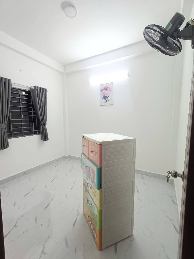 BÁN NHÀ 5 TẦNG CHÁNH HƯNG QUẬN 8 48M2 6 PHÒNG NGỦ 7.X TỶ SÁT QUẬN 1