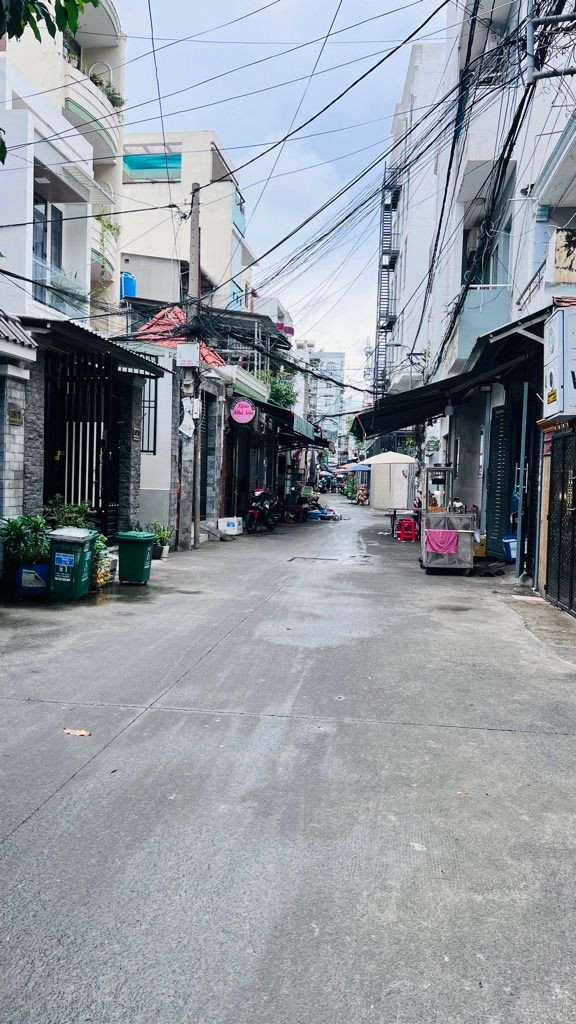 (QUẬN 8 )NHÀ ĐẸP 3 TẦNG HXH NGUYỄN THỊ TẦN, 107M2, NGANG 5M, GẦN CẦU CHỮ Y, SÁT Q.1, 13T
