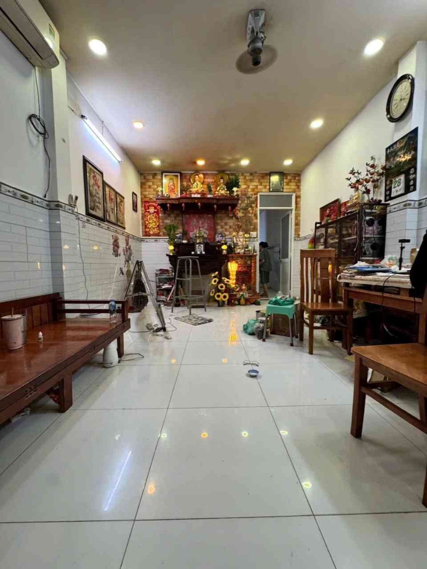 BÁN NHÀ LẠC LONG QUÂN QUẬN 11 67M2 3PN HẺM THÔNG SÁT XE TẢI 5.9 TỶ VÀO Ở NGAY