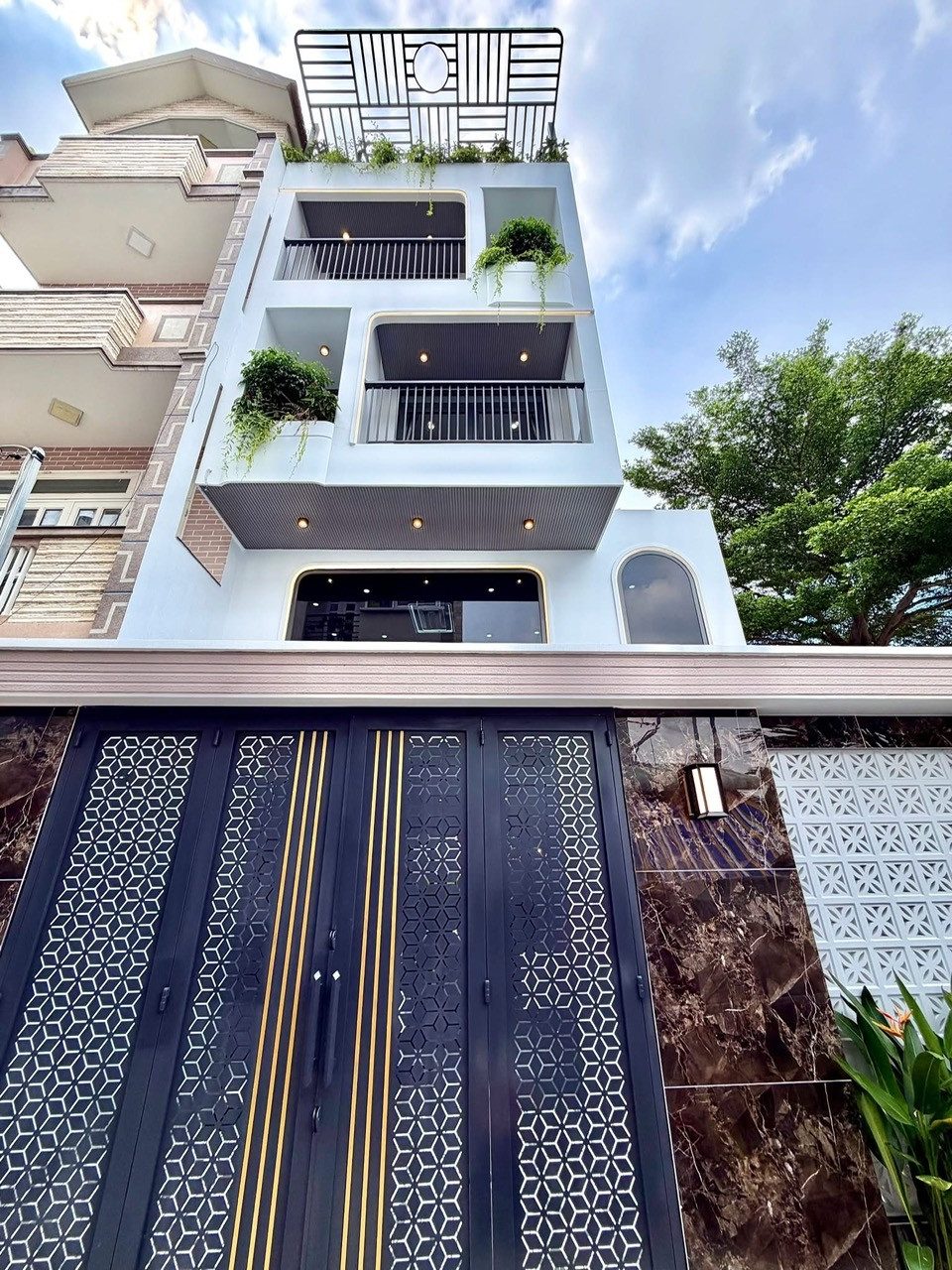 Chủ định cư cần bán gấp chỉ 4 tỷ890tr/86m2 ngay Điện Biên Phủ,Q3.SHR có ngân hàng hỗ trợ cho vay