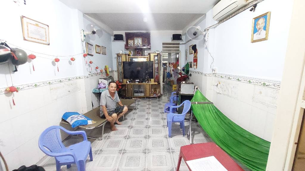 (QUẬN 8), ÂU DƯƠNG LÂN CHỈ 5 PHÚT QUA QUẬN 1, QUẬN 5 QUẬN 3...TRUNG TÂM THÀNH PHỐ.
GIÁ 9 TỶ