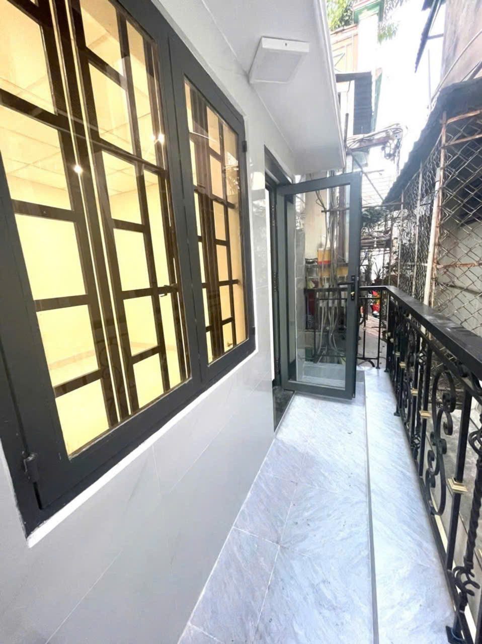 NHÀ 2 TẦNG HƠN 40m², NHỈNH 4 TỶ, CH.160 - NGUYỄN THỊ TẦN, SÁT CẦU CHỮ Y - ALO-O918-846-6O8