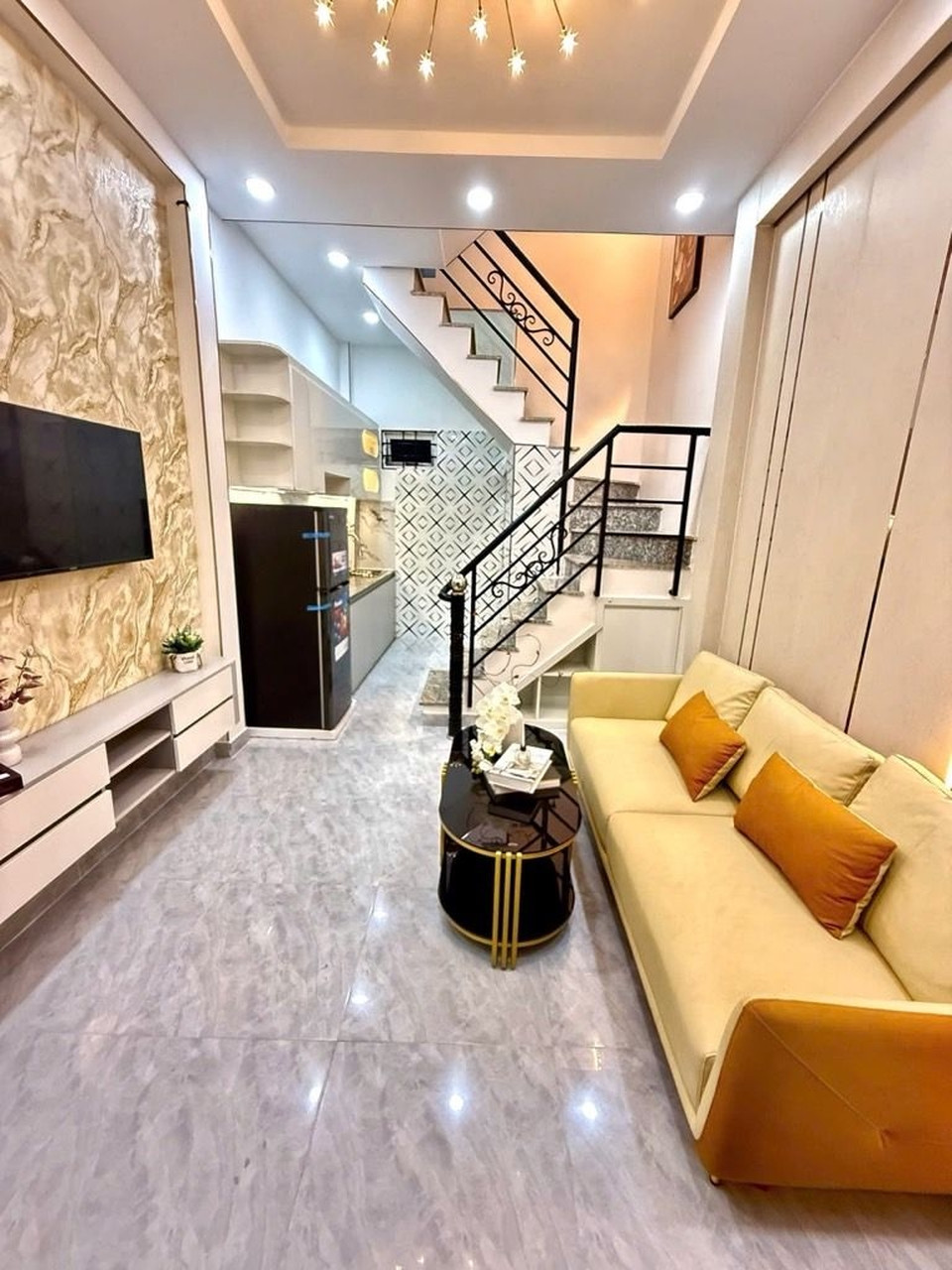 T2143 🔥 nhà Nguyễn Kiệm Gò Vấp, SHR, Vuông, 3 tầng, 3.x tỷ