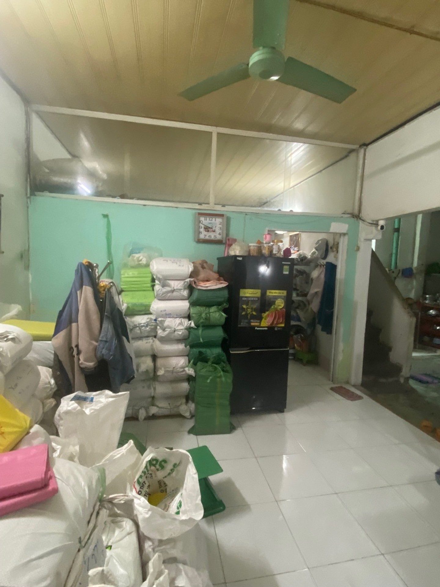 BÁN NHÀ KẾ NHÀ SÁCH PHƯƠNG NAM QUẬN 11 81M2 8.5 TỶ HẺM XE HƠI GẦN CHỢ RẪY KHAI THÁC 10 TRIỆU THÁNG