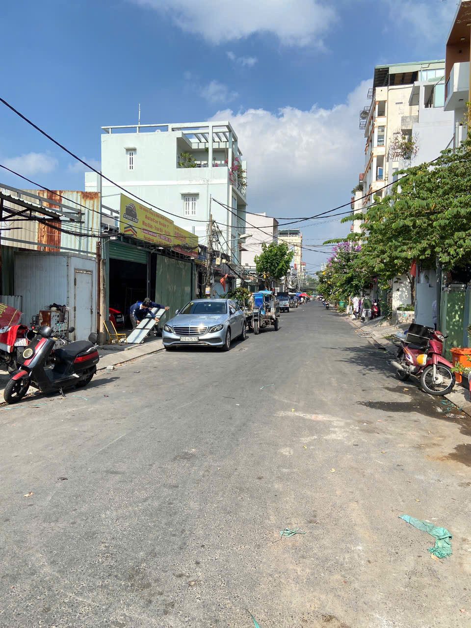 BÁN ĐẤT TẶNG NHÀ - HẺM 4M - DÀI 22M - CÁCH MẶT TIỀN 50M - AN DƯƠNG VƯƠNG Q.5 - 9.x TỶ