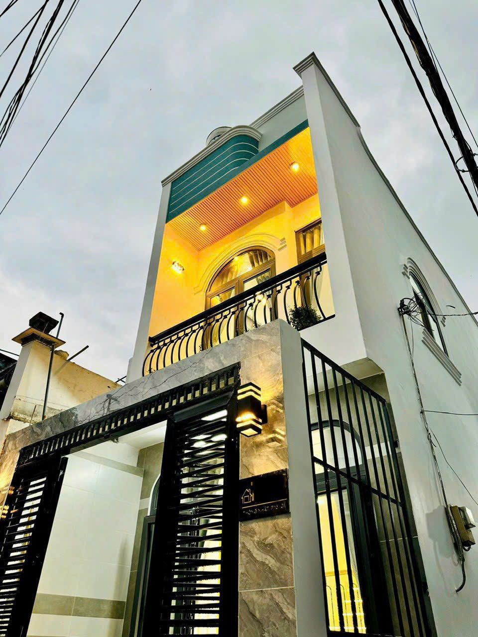Bán nhanh căn 33,9m2 giá 1 tỷ 550 triệu đường Hoà Bình, phường 5, quận 11.