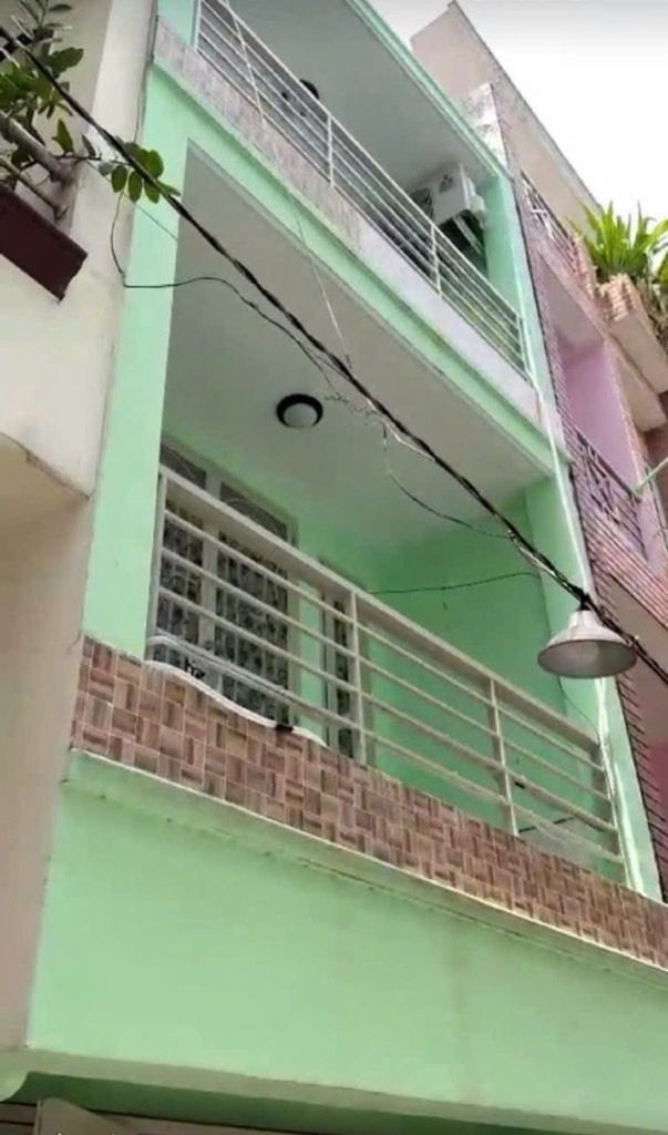 NHÀ 3 TẦNG HẺM 184 VÕ VĂN TẦN, GẦN MẶT TIỀN, KẾ BÊN CMT8, TRUNG TÂM Q.3, 35M2, NHỈNH 7T