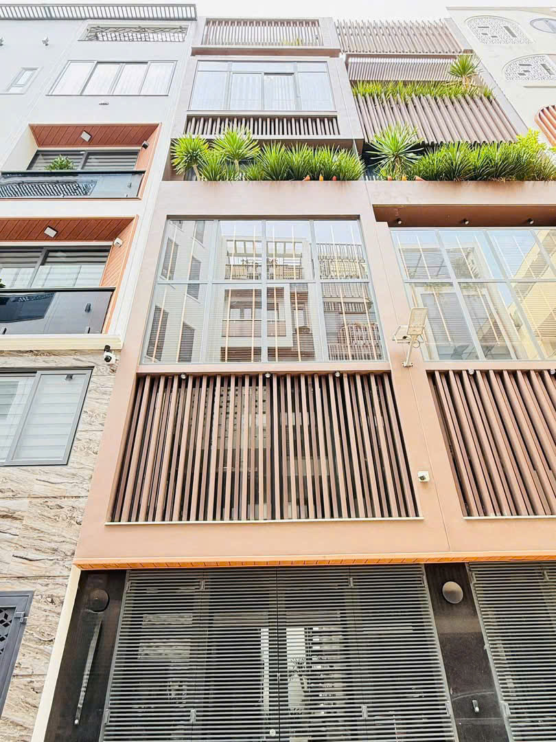 Cô chú bán nhà xoay vốn gần MT Nguyễn Thái Sơn, P.5, Q. Gò Vấp – 53m2 giá 3tỷ250tr. Sổ chủ giữ.