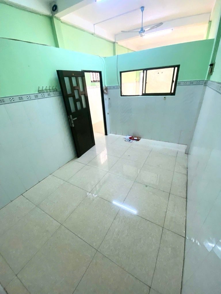 BÁN NHÀ HỒNG BÀNG QUẬN 6 72M2 5 TẦNG 15 TỶ HẺM XE HƠI QUAY ĐẦU