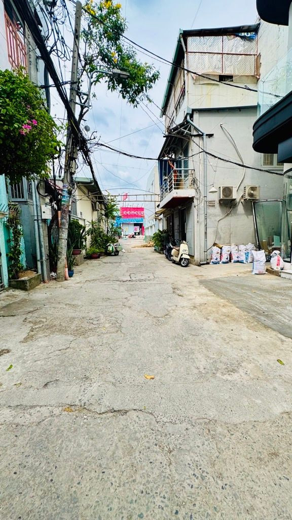 (QUẬN 8 ) NHÀ ĐẸP 2 TẦNG Ở NGAY, HẺM XE TẢI, PHẠM THẾ HIỂN, P.5, 50M2, HOÀN CÔNG ĐỦ, 5,4 TỶ TL