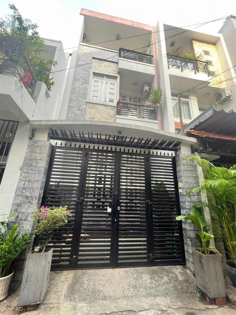 Bán nhà Bình Thạnh, Nguyễn Văn Đậu 4,1x16,5 3 lầu xe hơi đổ cửa, gần công chứng số 6
