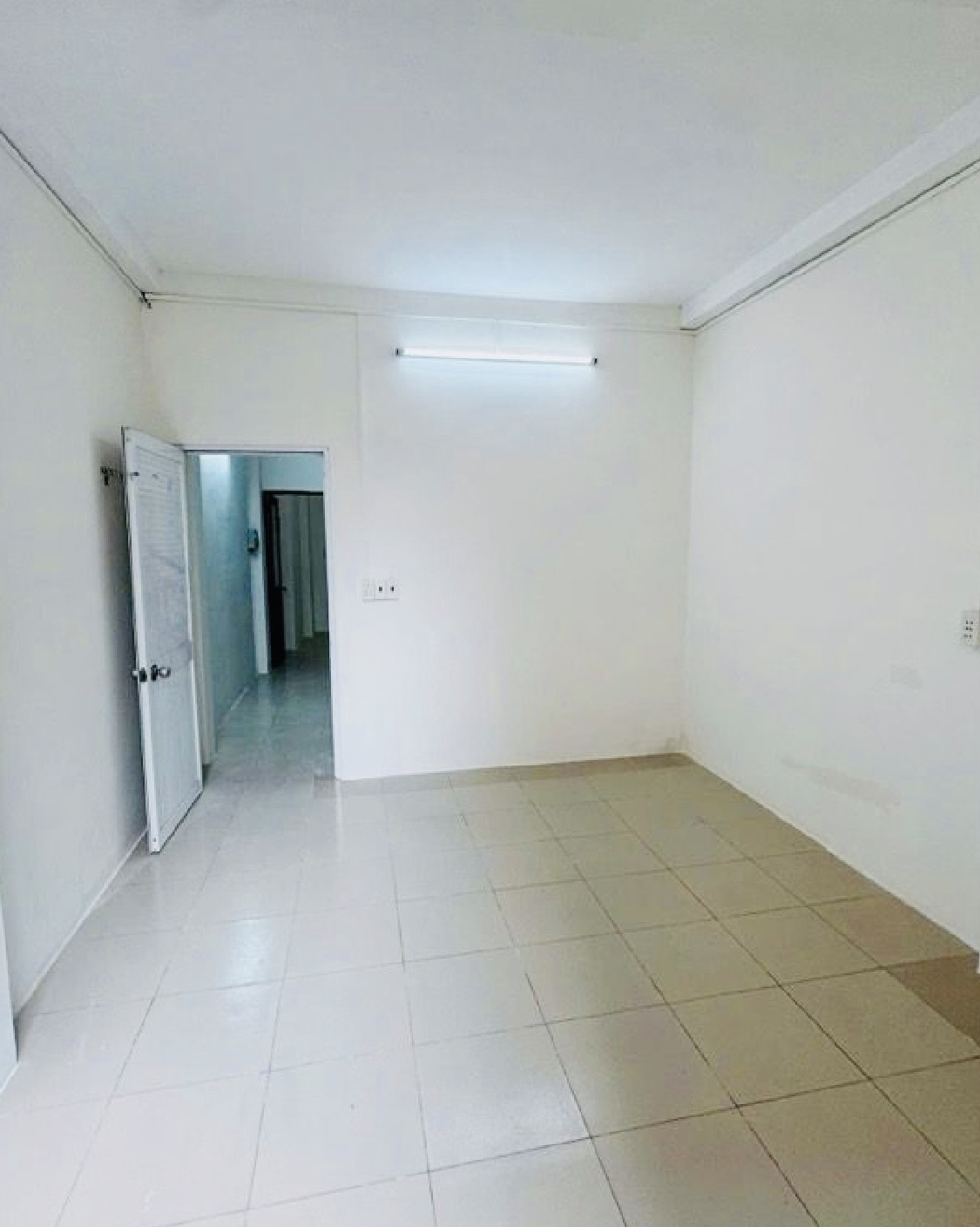 Võ Văn Kiệ.t Q6-Hẻm ô Tô ngũ nhà-DT 52M2-Chỉ 5,8 Tỷ( TL)