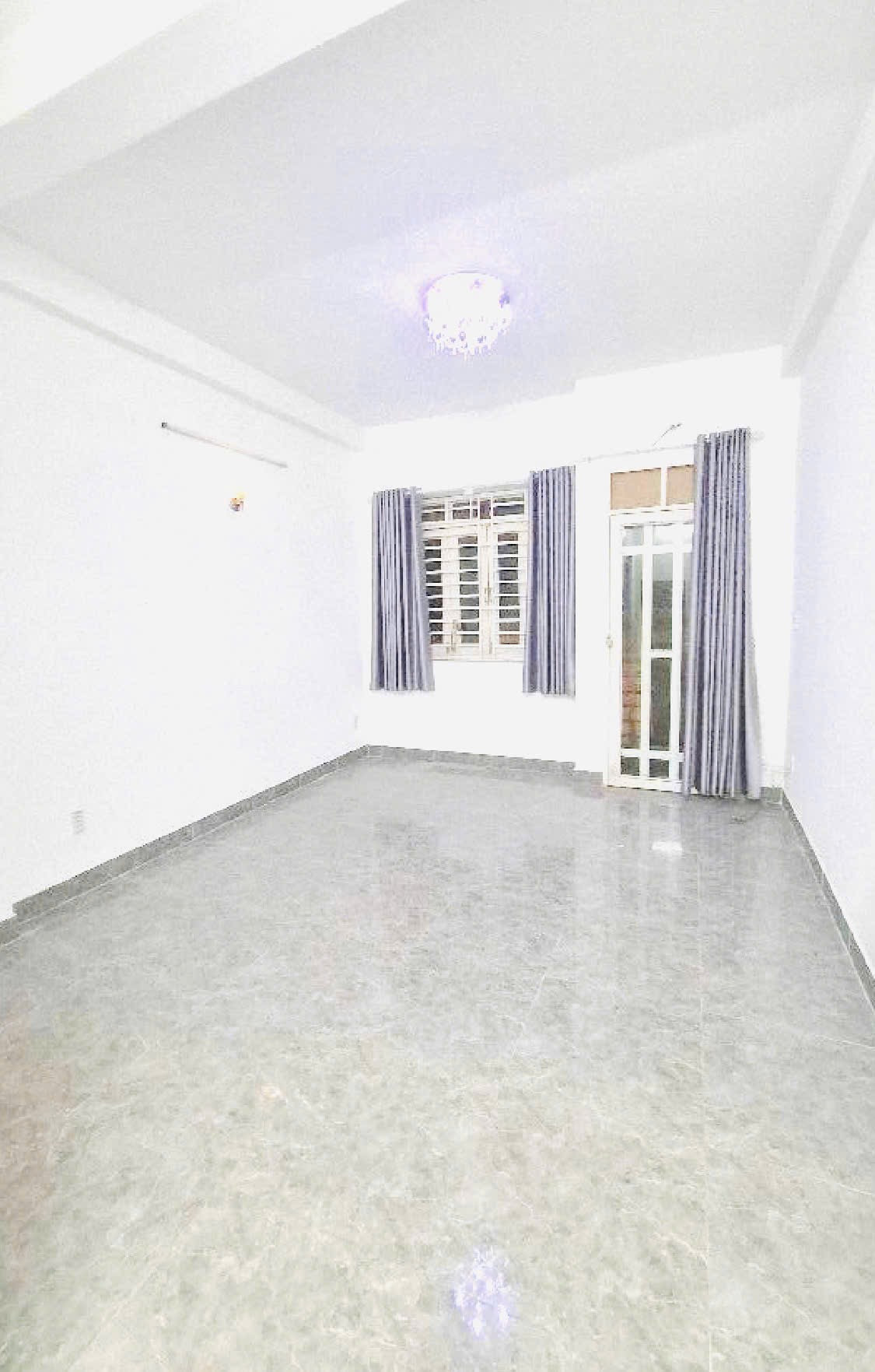 Nhà Võ Văn Kiệt Q6-Nhà Đẹp-DT 48M2-Chỉ 5,15 Tỏi.