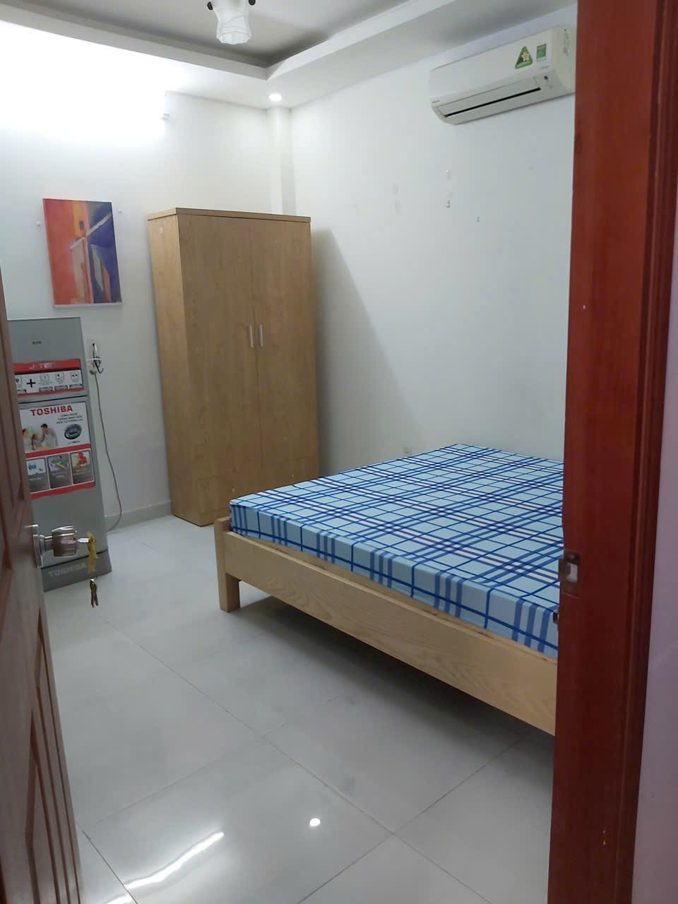 Phòng 67/ Đường Hoàng Hoa Thám P7 Bình Thạnh 30m2 FNT cao cấp. Giá 3,8 triệu/ tháng