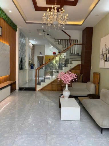 Bán Nha Ngay trung tâm Quận 5, bán Hồng Bàng giá 2ty TL