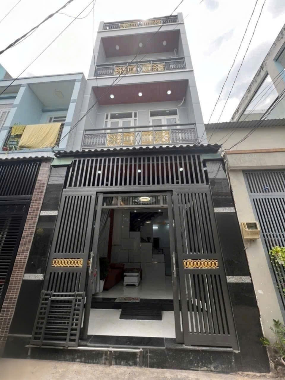 BÁN NHANH NHÀ Đ NGUYỄN TRỌNG TUYỂN, P8,Q PHÚ NHUẬN, 31M2.XÂY 1 TRỆT 2 LẦU, HẺM 5M.GIÁ 3 TỶ 750,
SỔ HỒNG RIÊNG
