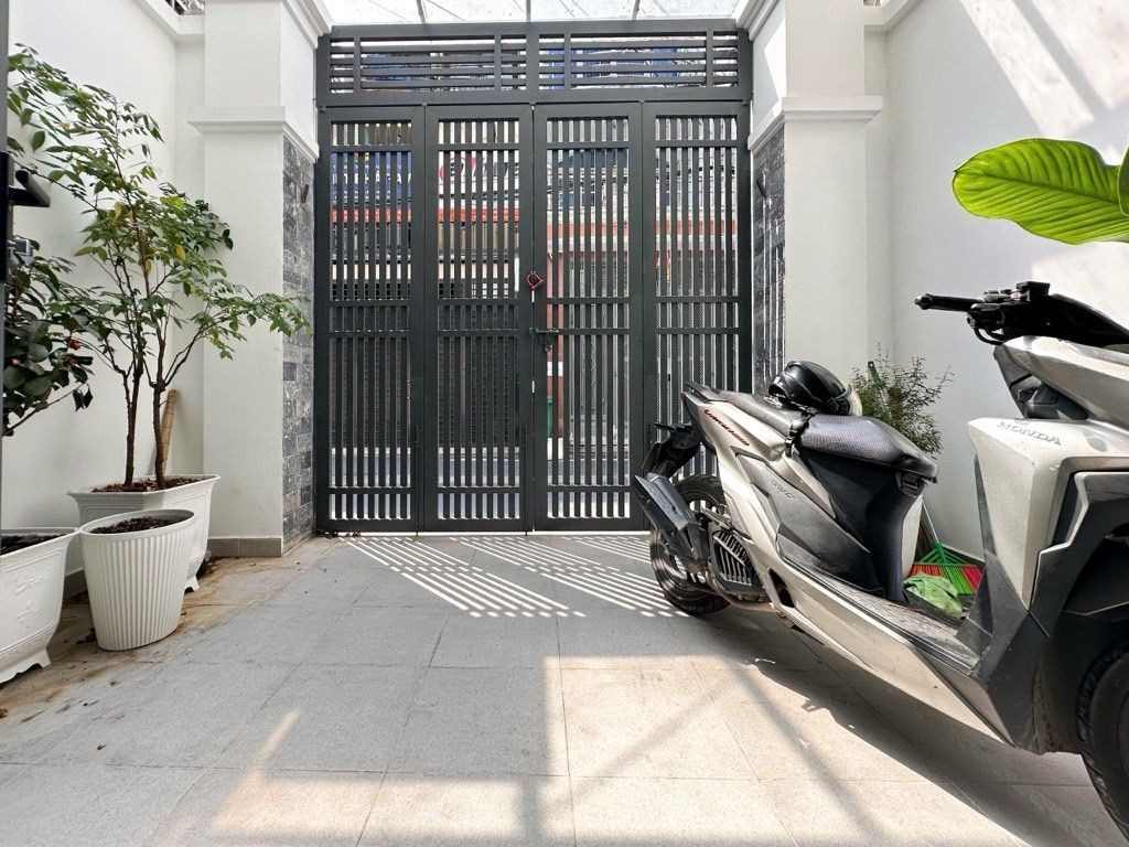 GẦN HẺM 622 CỘNG HÒA - 4 TẦNG - HXT THÔNG - NGAY NHÀ GA T3 KHU VỰC HIẾM NHÀ BÁN - 52M2 - NHỈNH 10 TỶ