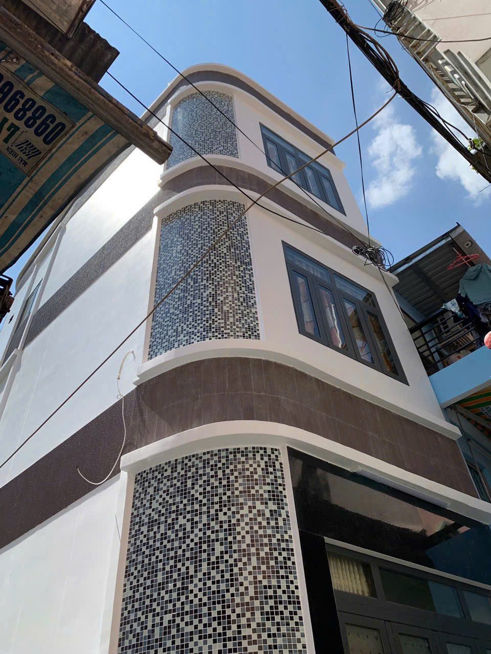 Bán Nhà Hẻm 227/18 Lý Thái Tổ – Giá 5,68 tỷ.