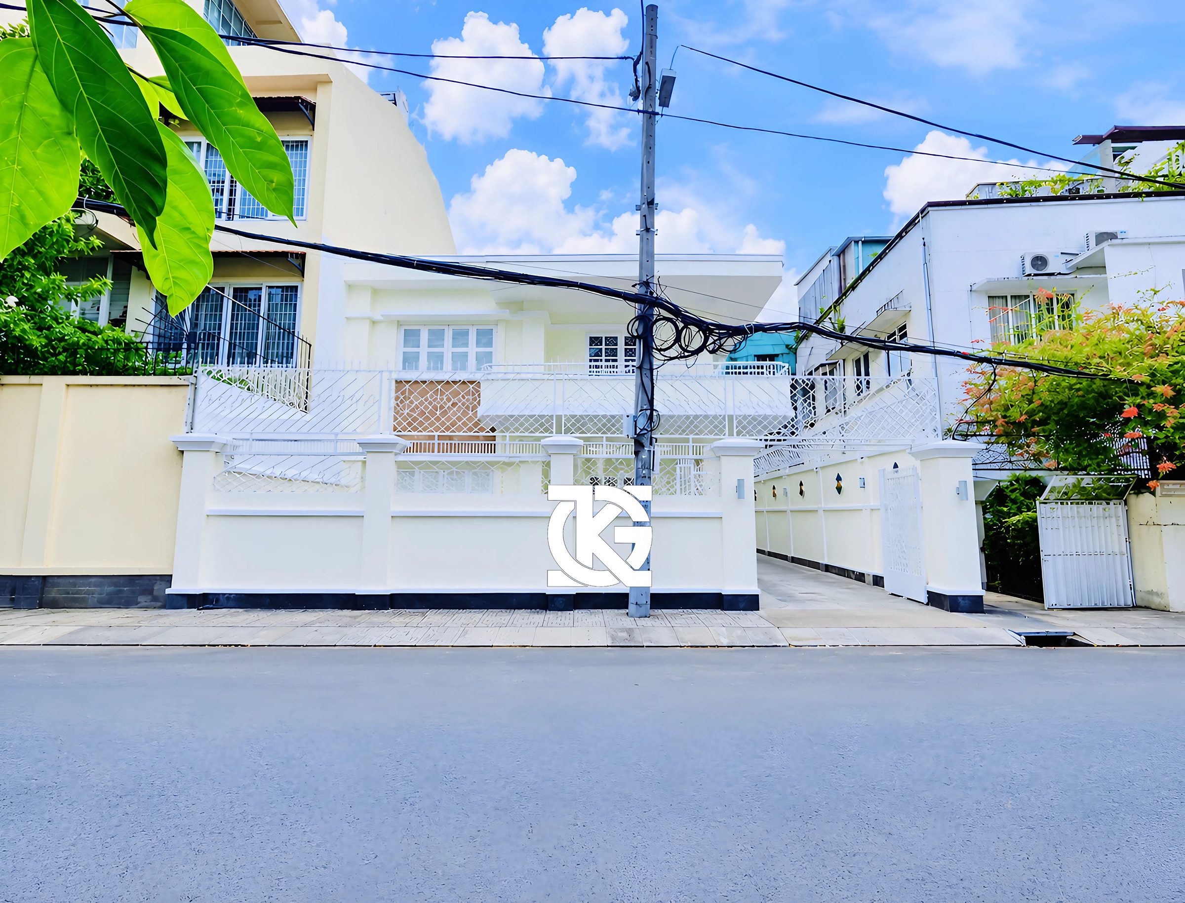❇️❇️ Cho Thuê Nhà HXH: 80/10 Bà Huyện Thanh Quan - Quận 3 - 12x20m, 2 tầng