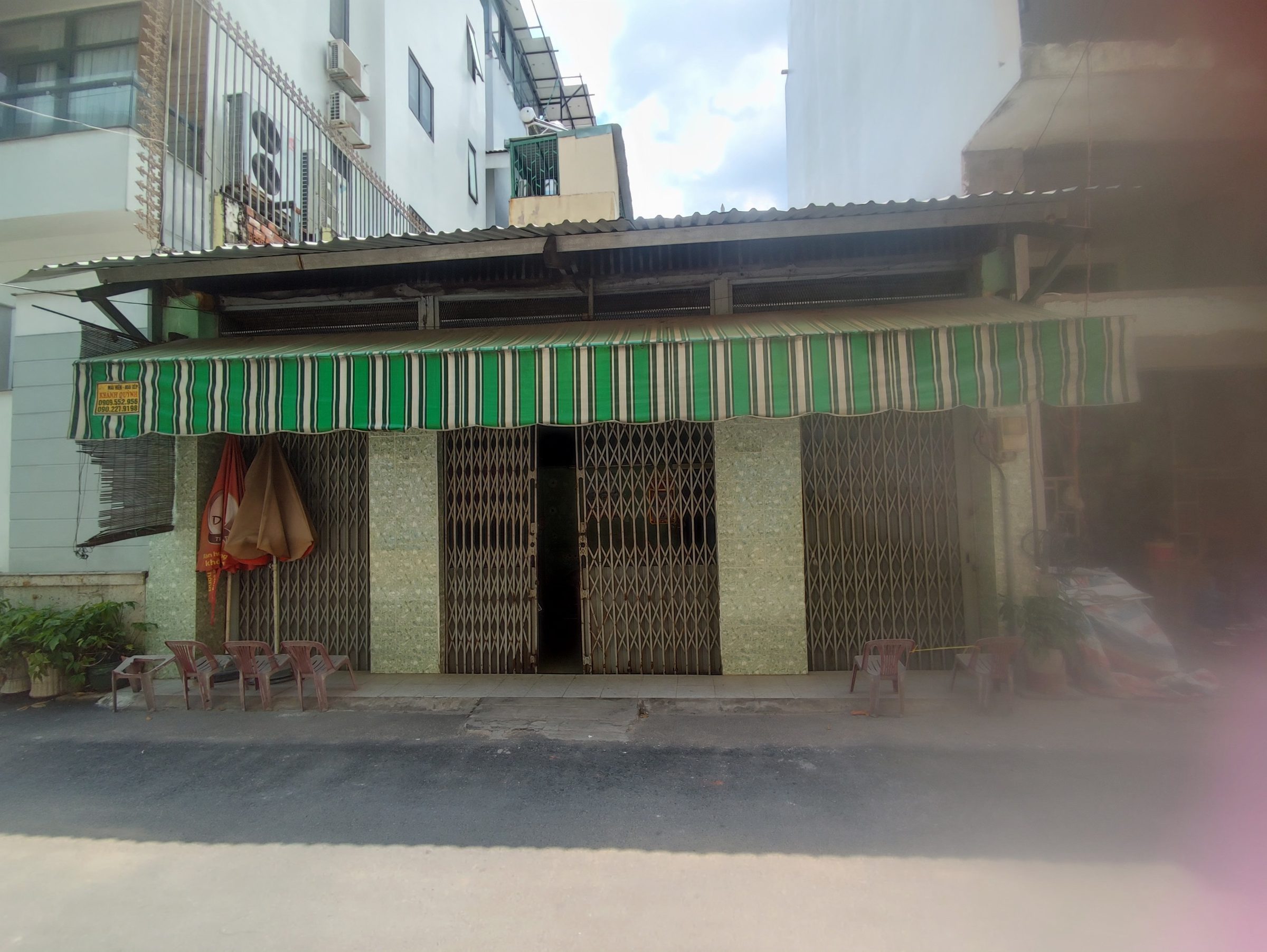 Bán đất tặng nhà cấp 4 Q3, ngang 7.5m, hẻm xe tải Lý Chính Thắng