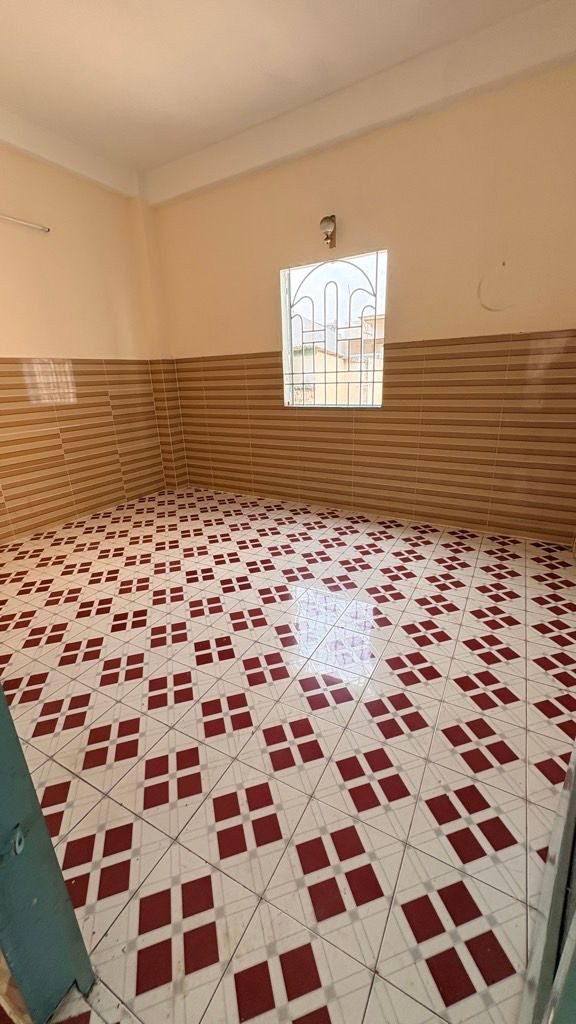 BÁN NHÀ QUẬN 6 KẾ HỒNG BÀNG 52M2 6.X TỶ HẺM XE HƠI 3 TẦNG 3PN SÂN THƯỢNG
