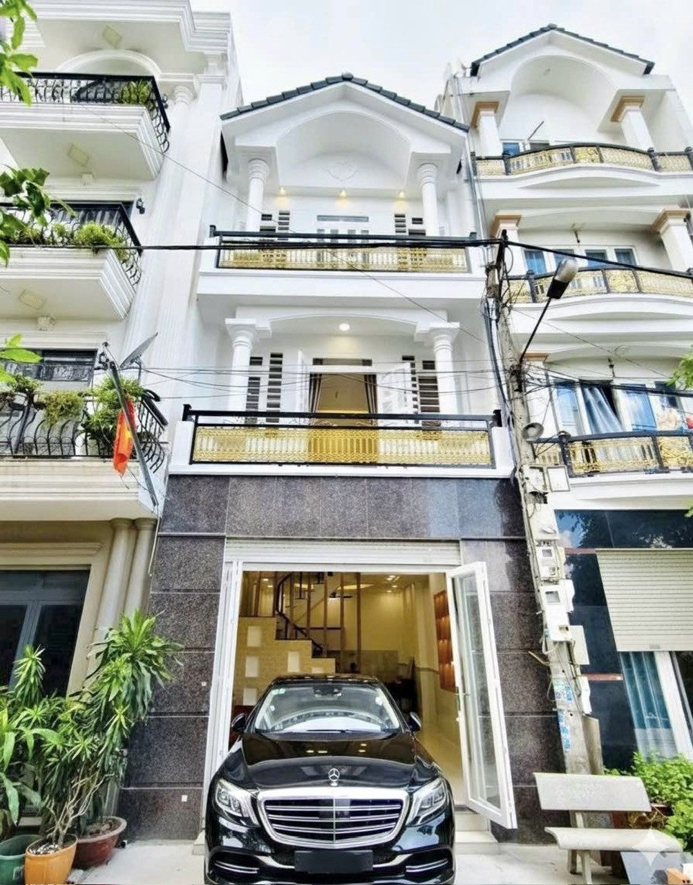 Cơ hội vàng sở hữu nhà đẹp tại trung tâm chỉ 3 tỷ790tr89m2 tại Nguyễn Đình Chính, Q. Phú Nhuận. SHR