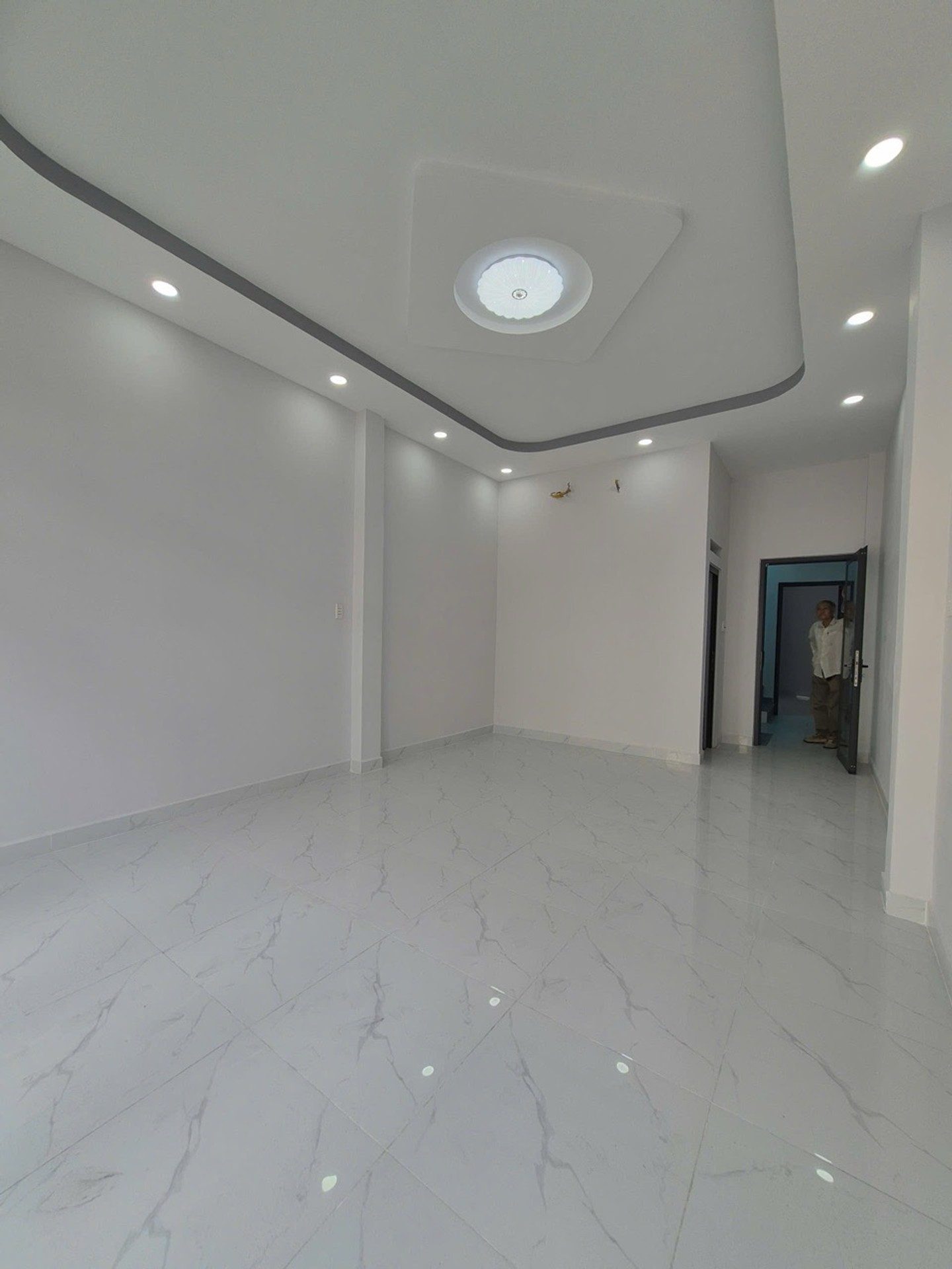 BÁN NHÀ BÌNH THỚI QUẬN 11 56M2 3 TẦNG BTCT 13.5 TỶ HẺM NHỰA 8M Ô TÔ TRÁNH