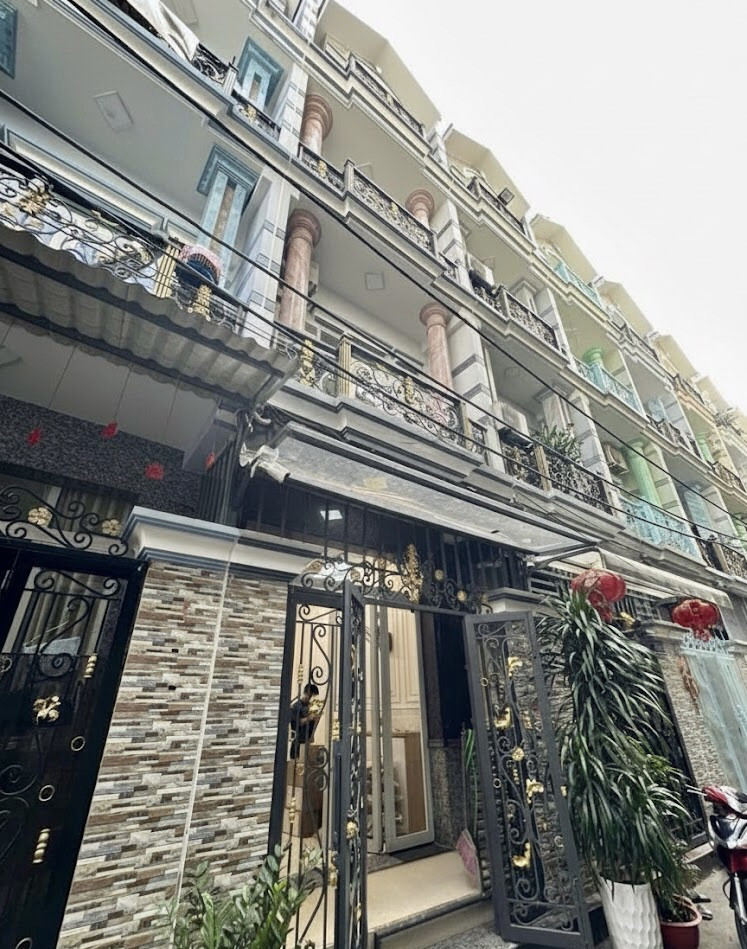 Nhà 4 Tầng An Dương Vương,Quận 6,Hẻm ÔTô Đỗ Cửa,Khu Phân Lô,Sổ Nở Hậu,4x14,Nhỉnh 6 Tỷ