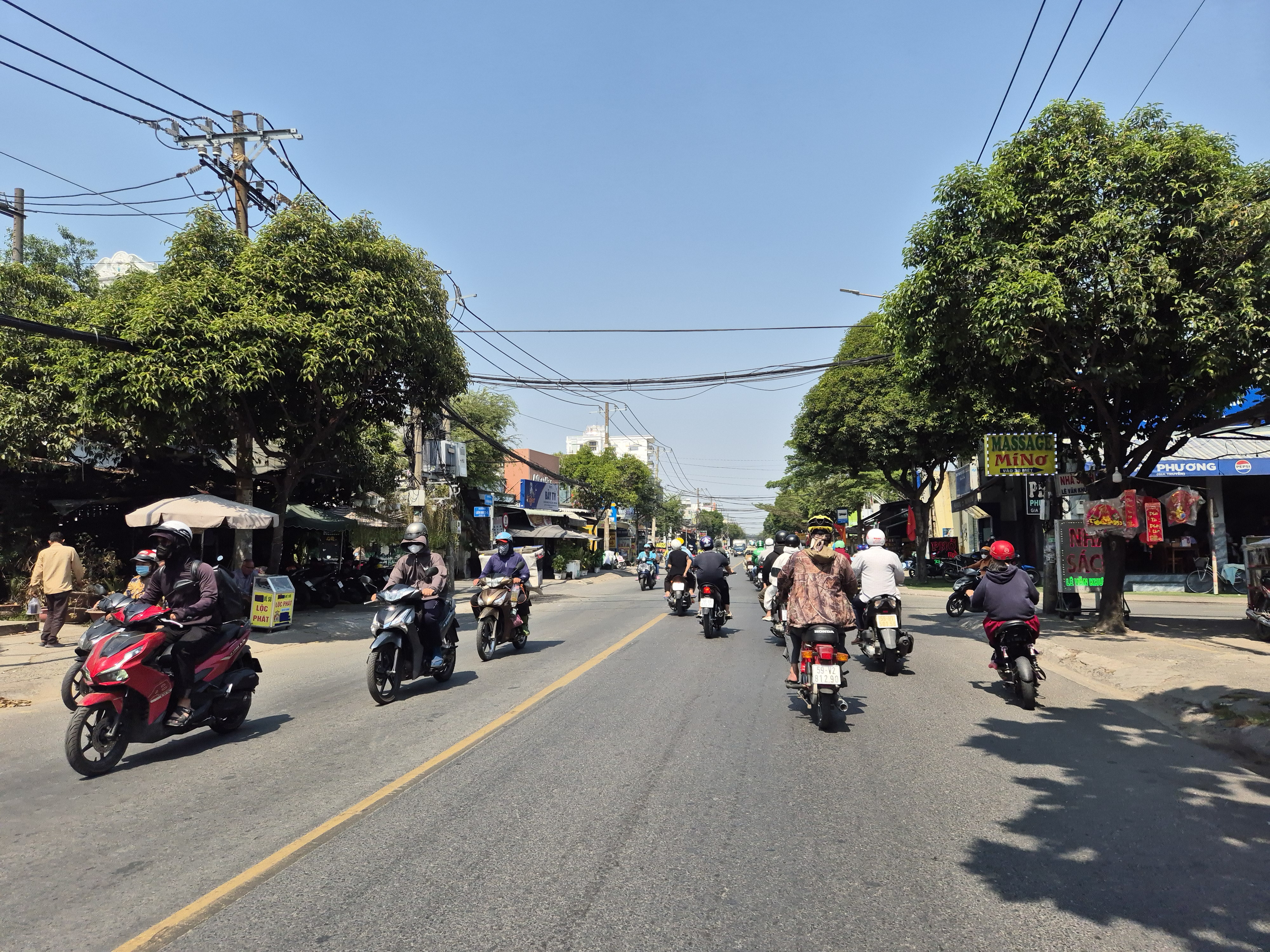 🏡Nhà mặt tiền khu Vip, Phường Bình Phú, Quận 6 - 136 m2  ngang lớn 8m - 🚗Đường 2 xe hơi chạy - Giáp Bình Tân , Quận 11 - ra đại lộ Võ Văn Kiệt chỉ 5 phút 💰18ty