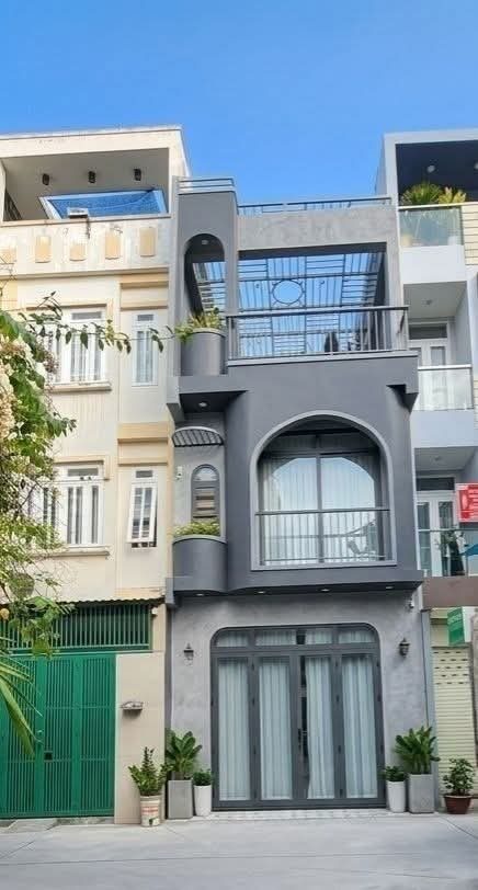 NHÀ ĐẸP 3TẦNG HẺM XE HƠI THÔNG 127/ NI SƯ HUỲNH LIÊN - 4.5x14 - 6PHÒNG KHÉP KÍN - FULL NỘI THẤT CAO CẤP - 9TY TL MẠNH (343)

PN📞 Liên hệ xem ngay: 0902 106 911