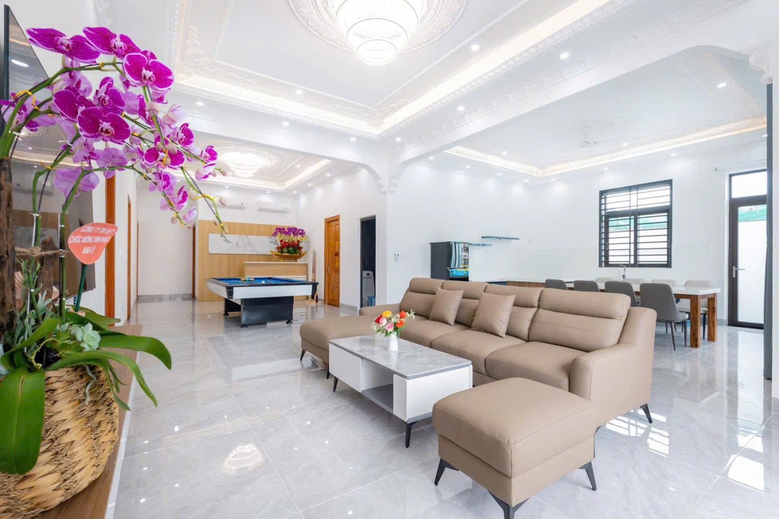 ✨ Villa Long Cung - Hồ Bơi Rộng 60m² - Nội Thất Gần Như Mới