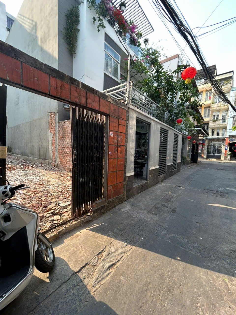 Đất vàng đối diện trường đại học Văn Lang 11ty6