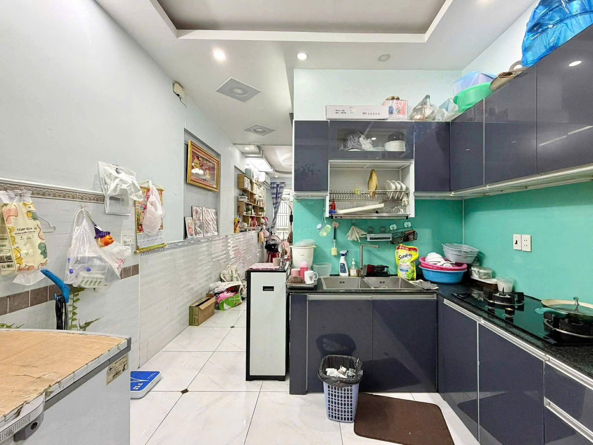 Bán nhà CHỢ CÂY QUÉO Đ.HOÀNG HOA THÁM, PHÚ NHUẬN - 37M2 A4 ( sân riêng + 10m2 )