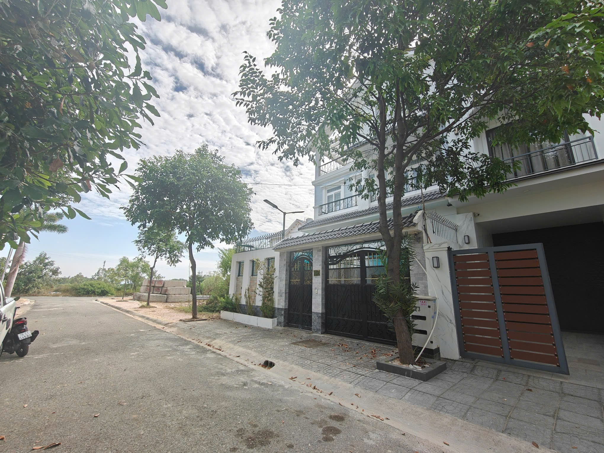 Bán biệt thự Phước Sơn phường 11 - 260m2 - 16 tỷ