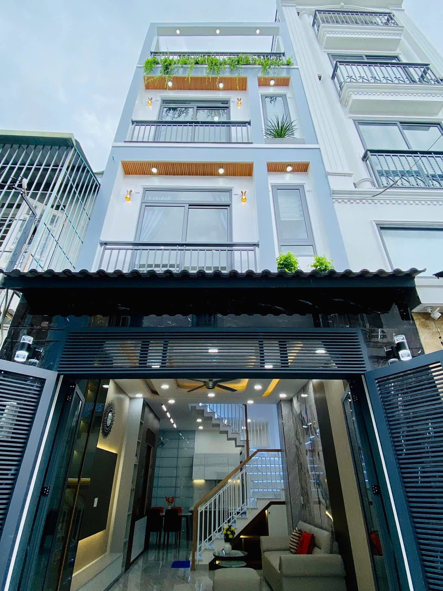 Nhà giá tốt 2tỷ350tr DT 35.8m2 Lãnh Binh Thăng P12 Q11, đang cho thuê 16tr/tháng. Sổ hồng riêng
