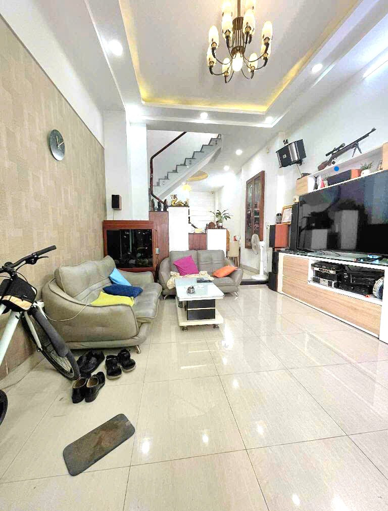 Bán Nhà 3 Tầng,Đường Hậu Giang,Quận 6,Nhà Đẹp Ở Ngay,4x15,Nhỉnh 5 Tỷ(QS28)
