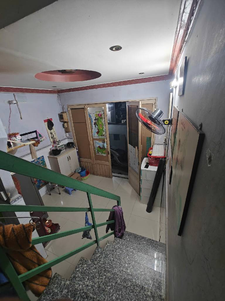 QUẬN 8,  TÙNG THIỆN VƯƠNG, P. CHÁNH HƯNG, 2 TẦNG, 15M2, NGANG 3.5M, GẦN CẦU CHÀ VÀ, CHỈ 2T