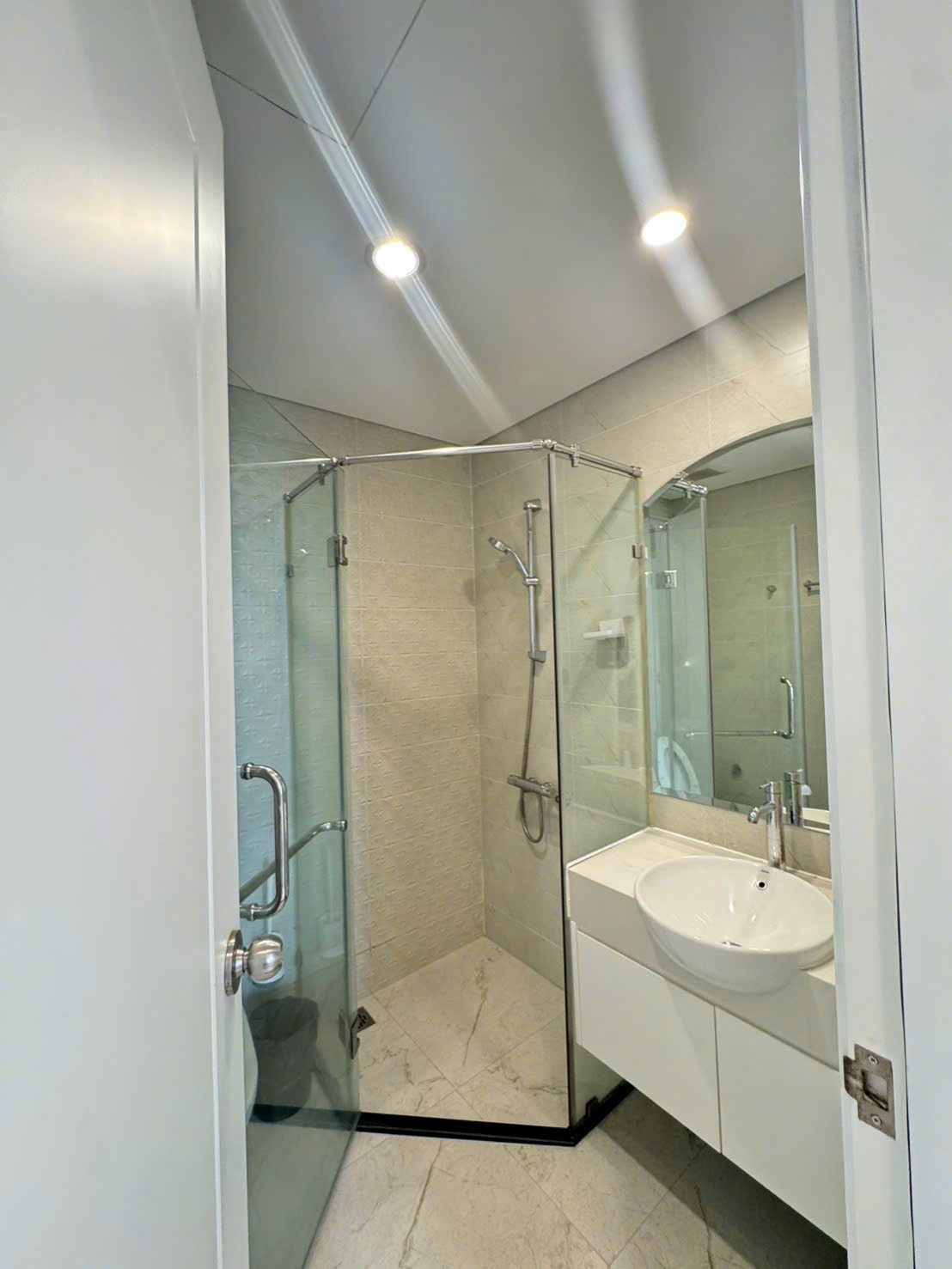 BDS HVL LVCC: CẦN BÁN CĂN 3PN 108M2 VINHOME BÌNH THẠNH