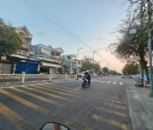 🔥 SIÊU PHẨM NHÀ PHỐ ĐÚC KIÊN CỐ 1 TRỆT 2 LẦU – DIỆN TÍCH KHỦNG 100M² NGANG 4M LÝ TƯỞNG – CÔNG NĂNG 4 PHÒNG NGỦ CHO ĐẠI GIA ĐÌNH – GIÁ CHỈ 4 TỶ 5 (THƯƠNG LƯỢNG)! 🔥